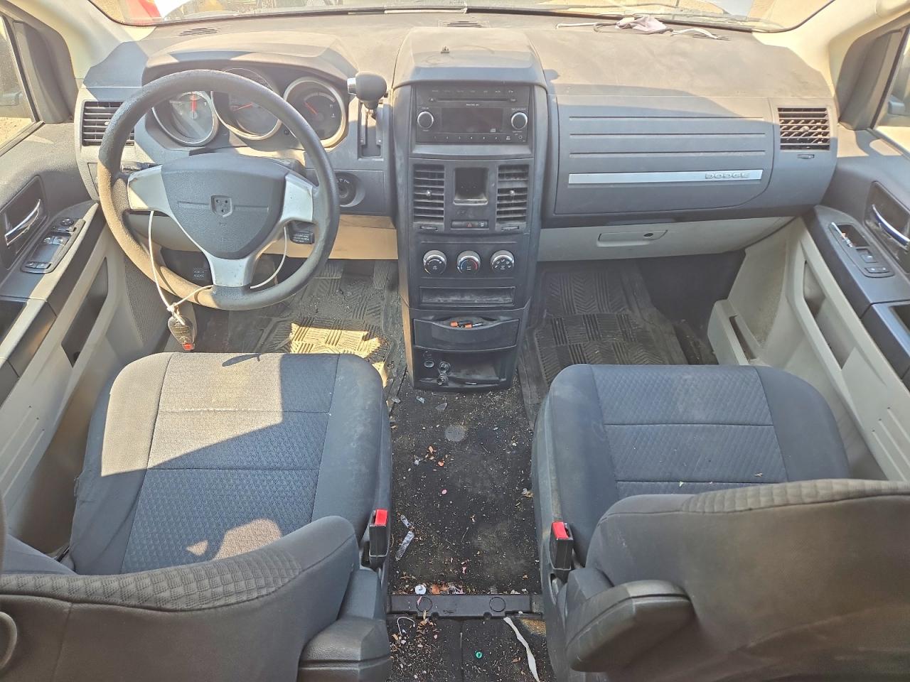 2010 Dodge Grand Caravan Se Silver vin: 2D4RN4DE7AR207985
