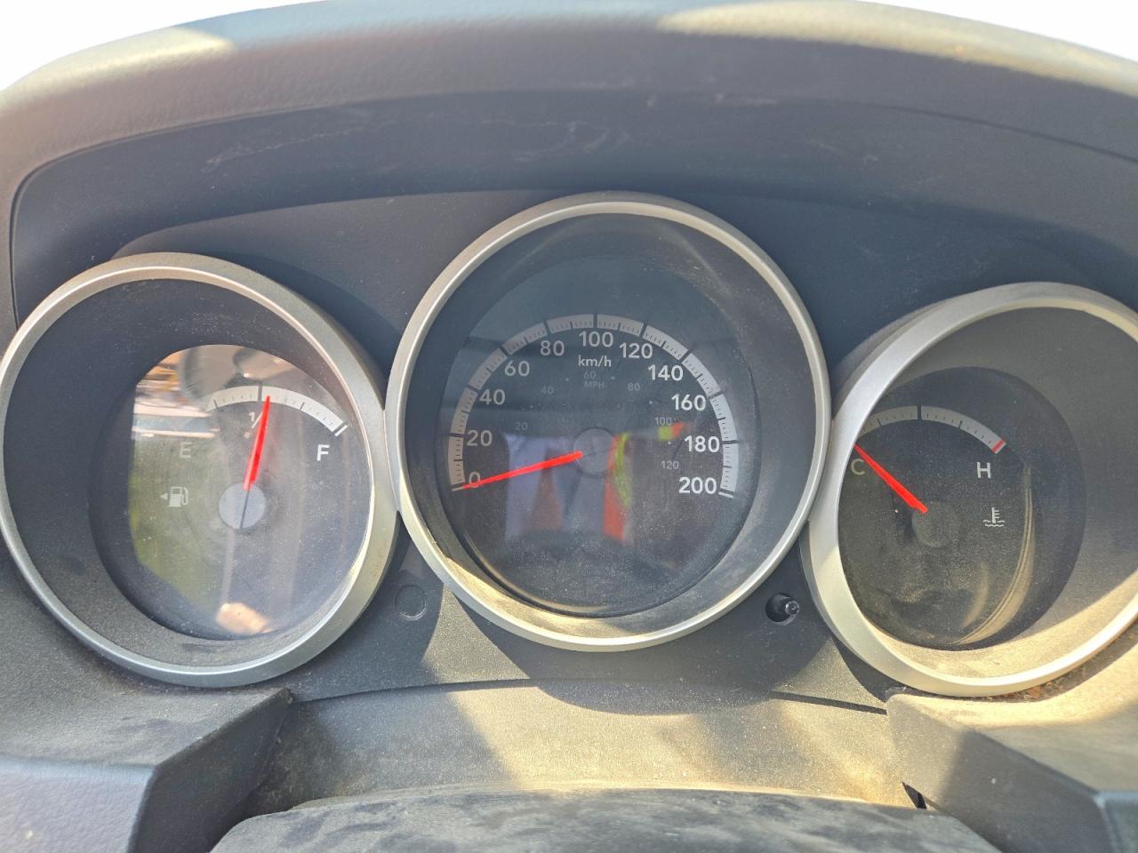 2010 Dodge Grand Caravan Se Silver vin: 2D4RN4DE7AR207985