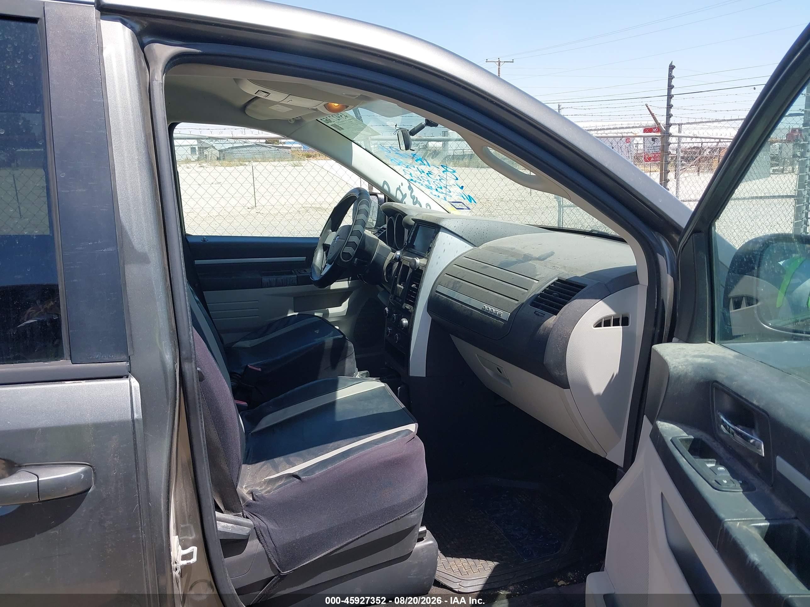 2010 Dodge Grand Caravan Se Gray vin: 2D4RN4DE7AR334588