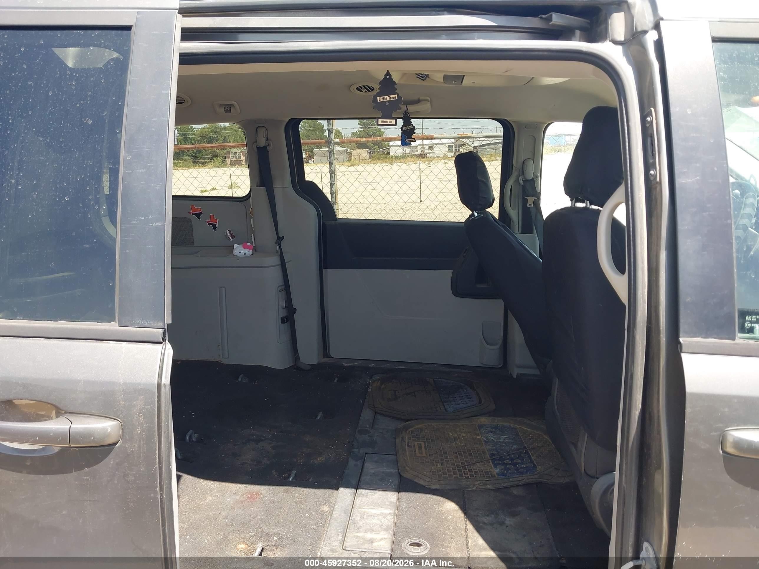 2010 Dodge Grand Caravan Se Gray vin: 2D4RN4DE7AR334588