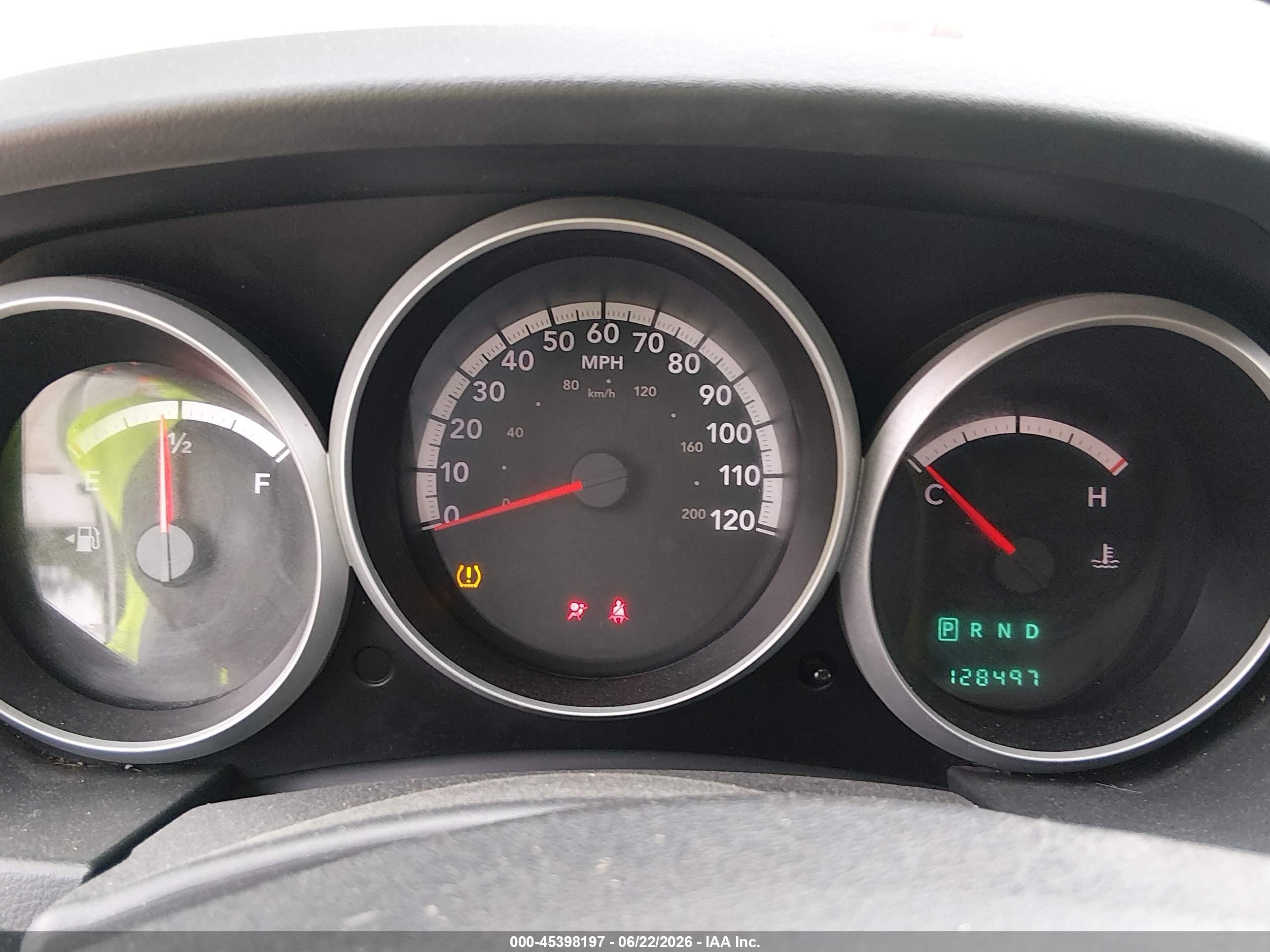 2010 Dodge Grand Caravan Se White vin: 2D4RN4DE7AR372788