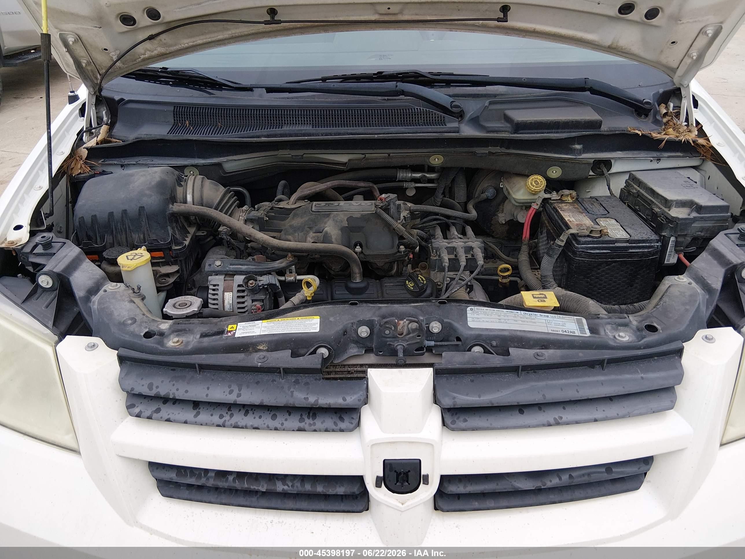 2010 Dodge Grand Caravan Se White vin: 2D4RN4DE7AR372788