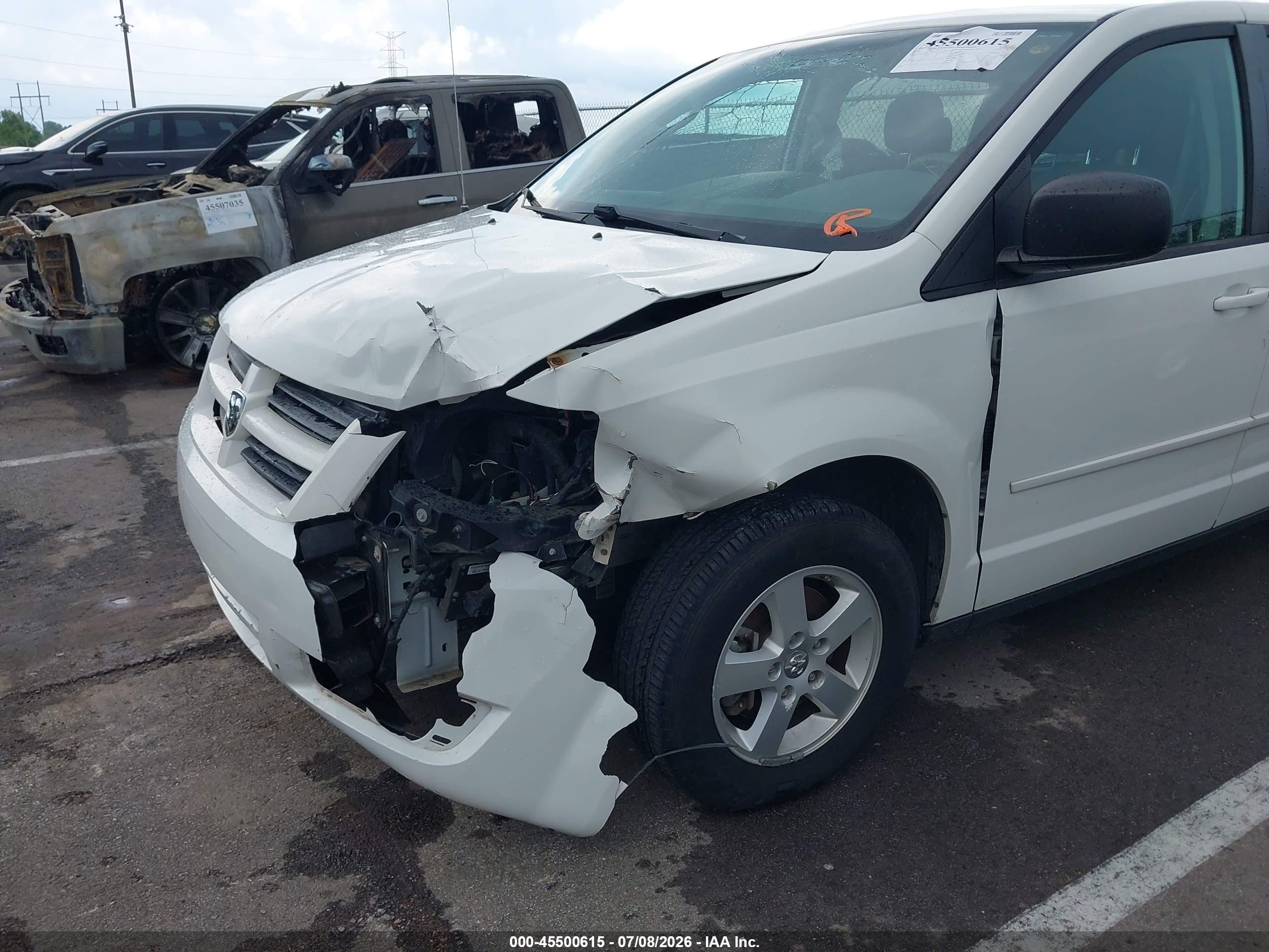 2010 Dodge Grand Caravan Se White vin: 2D4RN4DE7AR439681