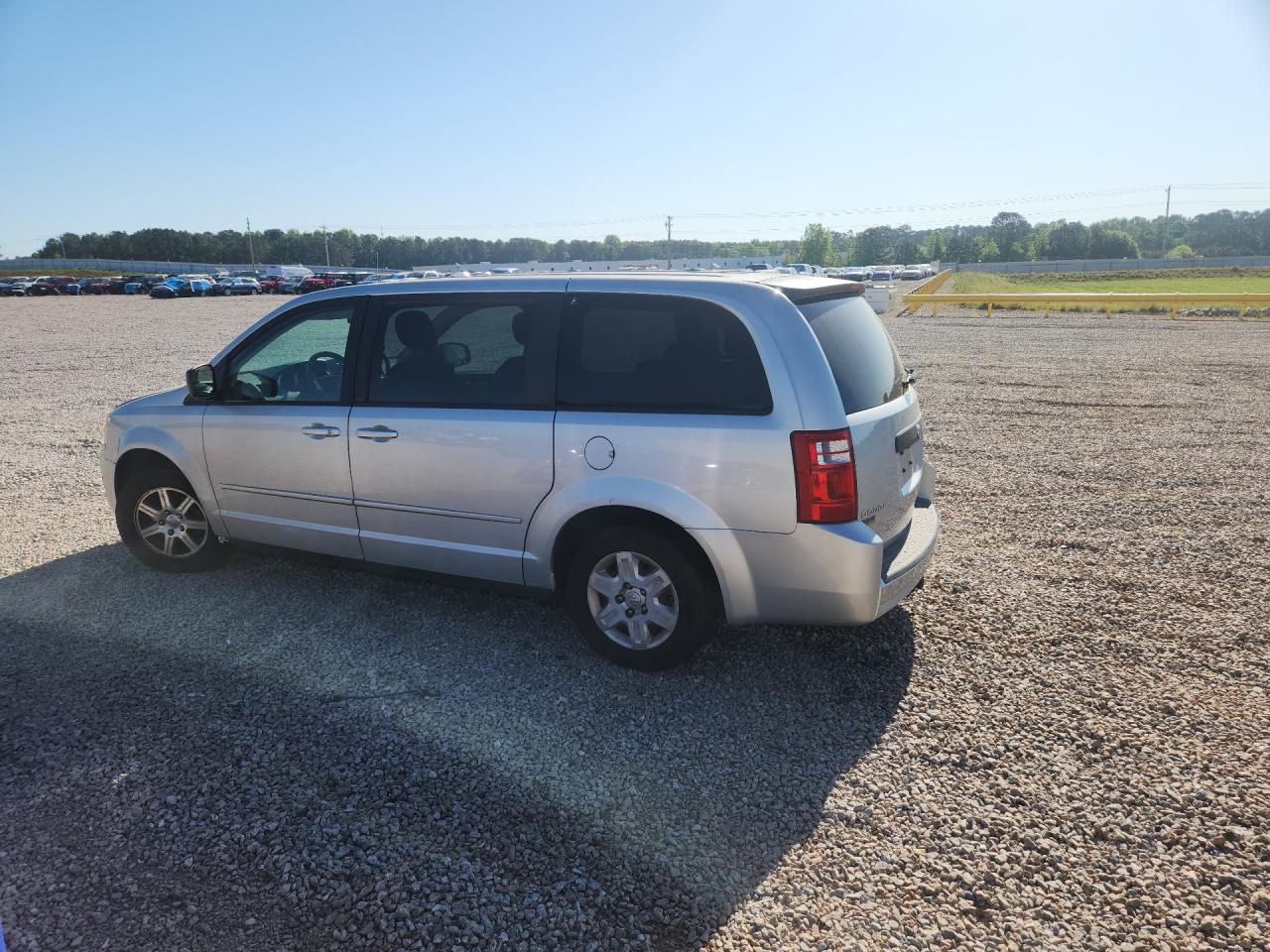 2010 Dodge Grand Caravan Se Silver vin: 2D4RN4DE8AR171238