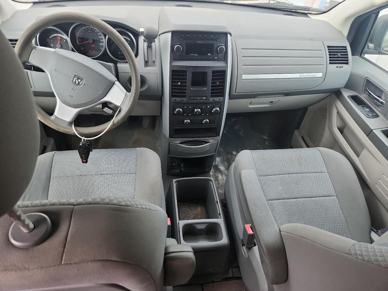 2010 Dodge Grand Caravan Se Silver vin: 2D4RN4DE8AR171238