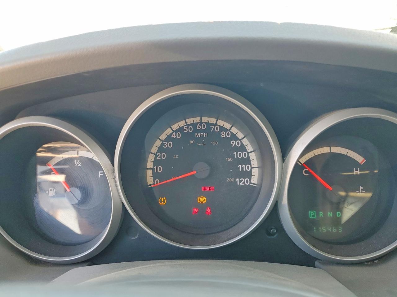 2010 Dodge Grand Caravan Se White vin: 2D4RN4DE8AR282548