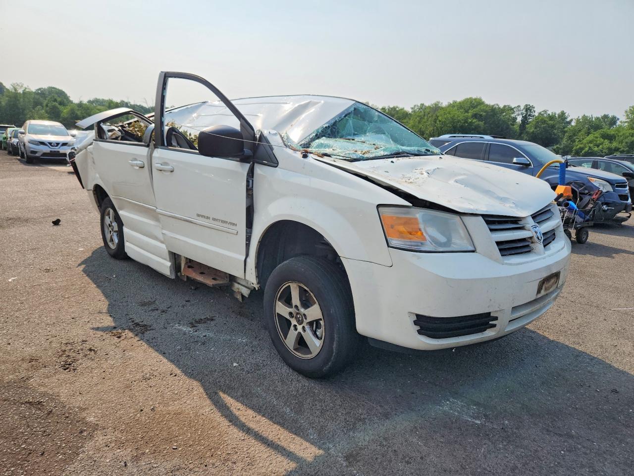 2010 Dodge Grand Caravan Se White vin: 2D4RN4DE8AR296966