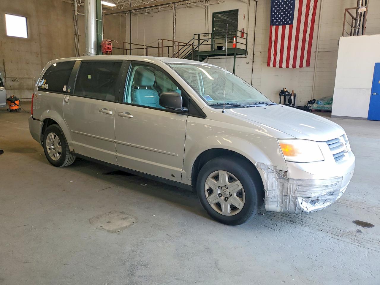 2010 Dodge Grand Caravan Se Серебряный vin: 2D4RN4DE8AR326970