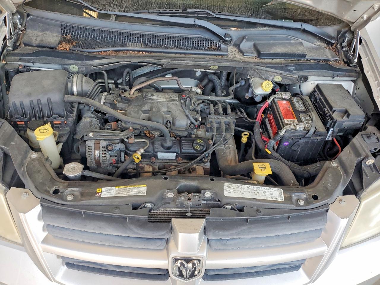 2010 Dodge Grand Caravan Se Серебряный vin: 2D4RN4DE8AR326970