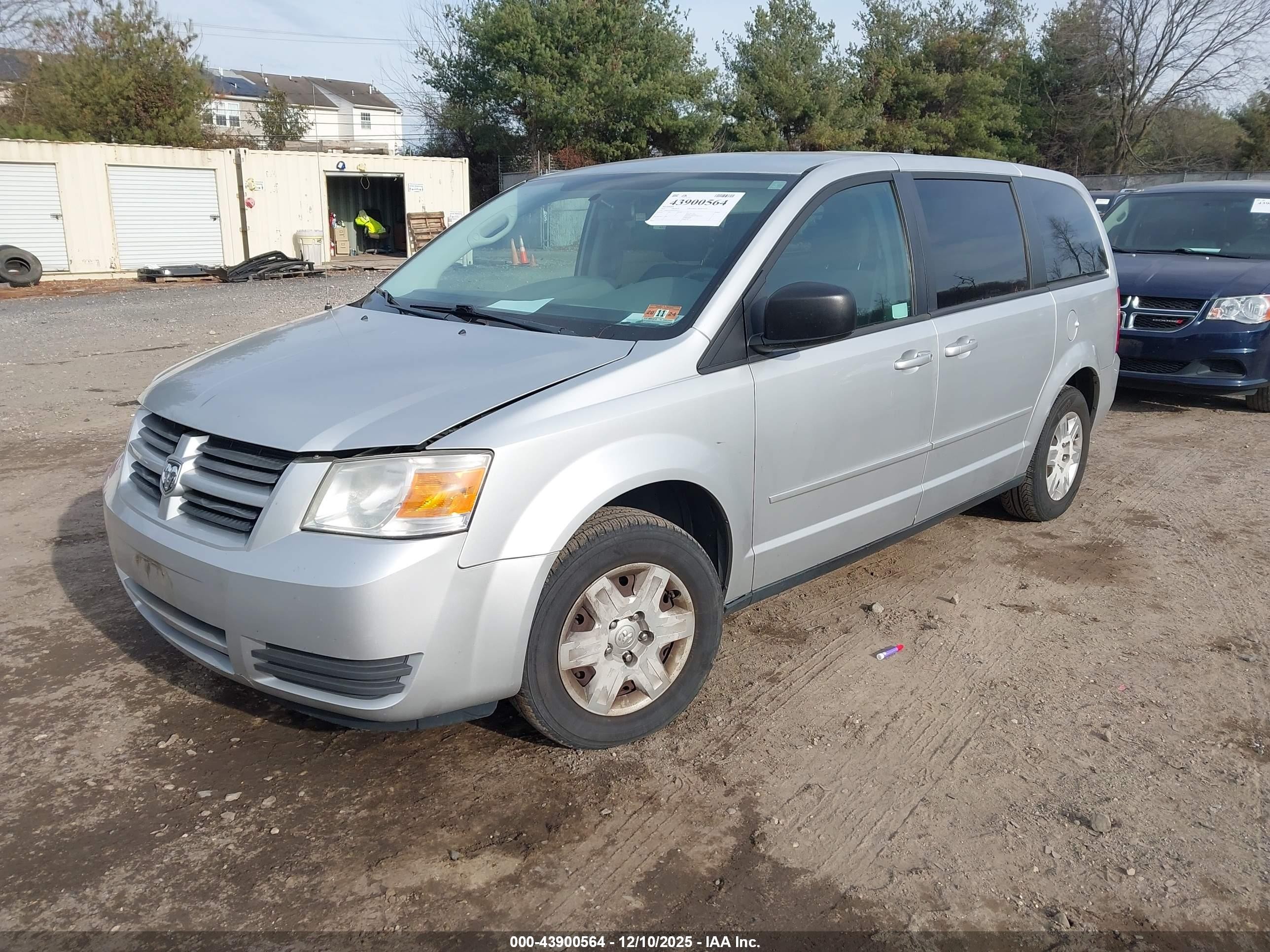 2010 Dodge Grand Caravan Se Серебряный vin: 2D4RN4DE8AR478327