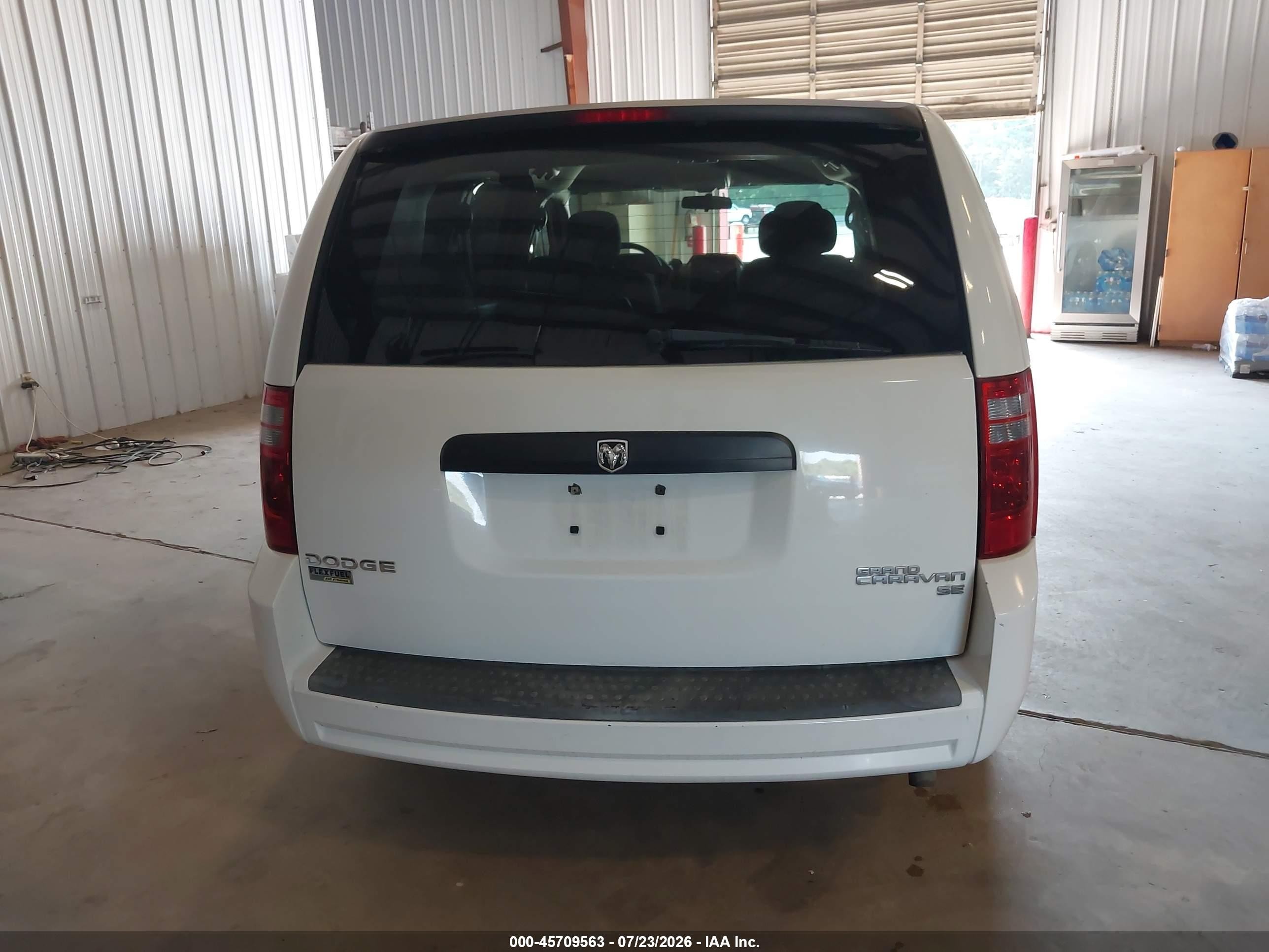 2010 Dodge Grand Caravan Se Gray vin: 2D4RN4DE9AR111369