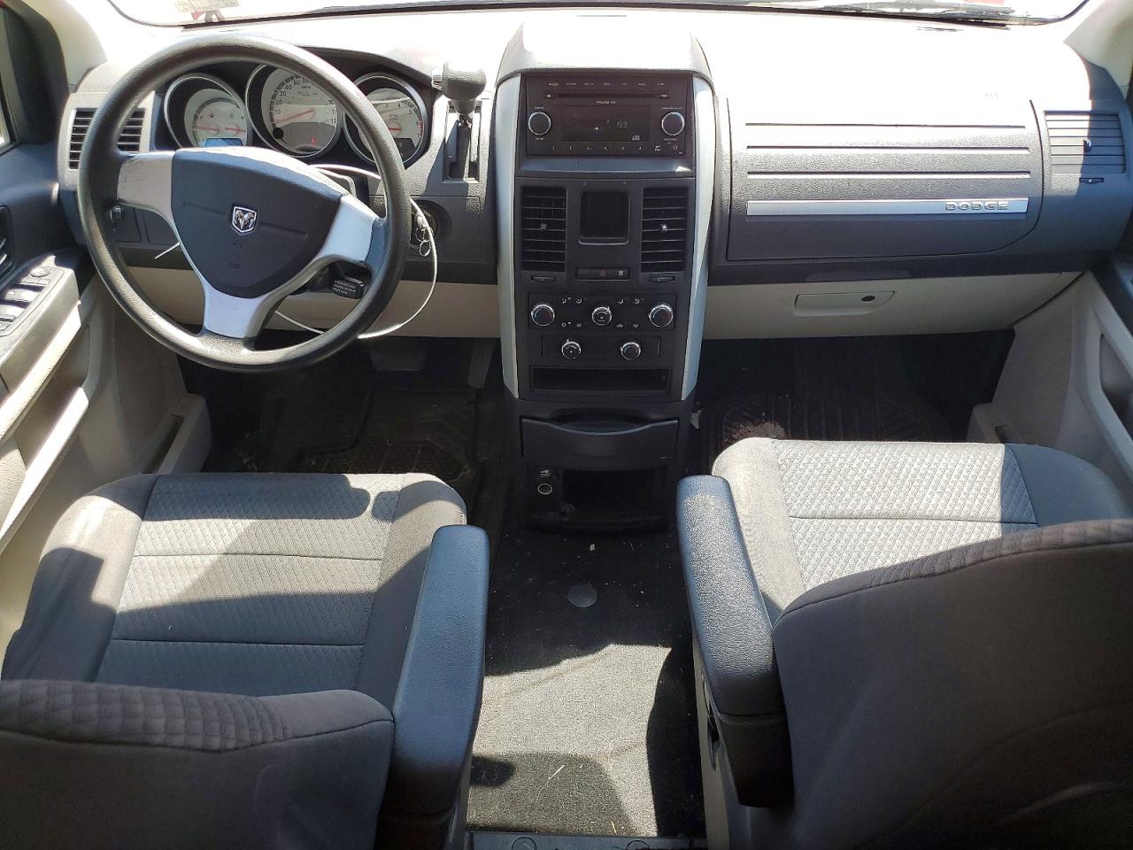 2010 Dodge Grand Caravan Se Red vin: 2D4RN4DE9AR147627