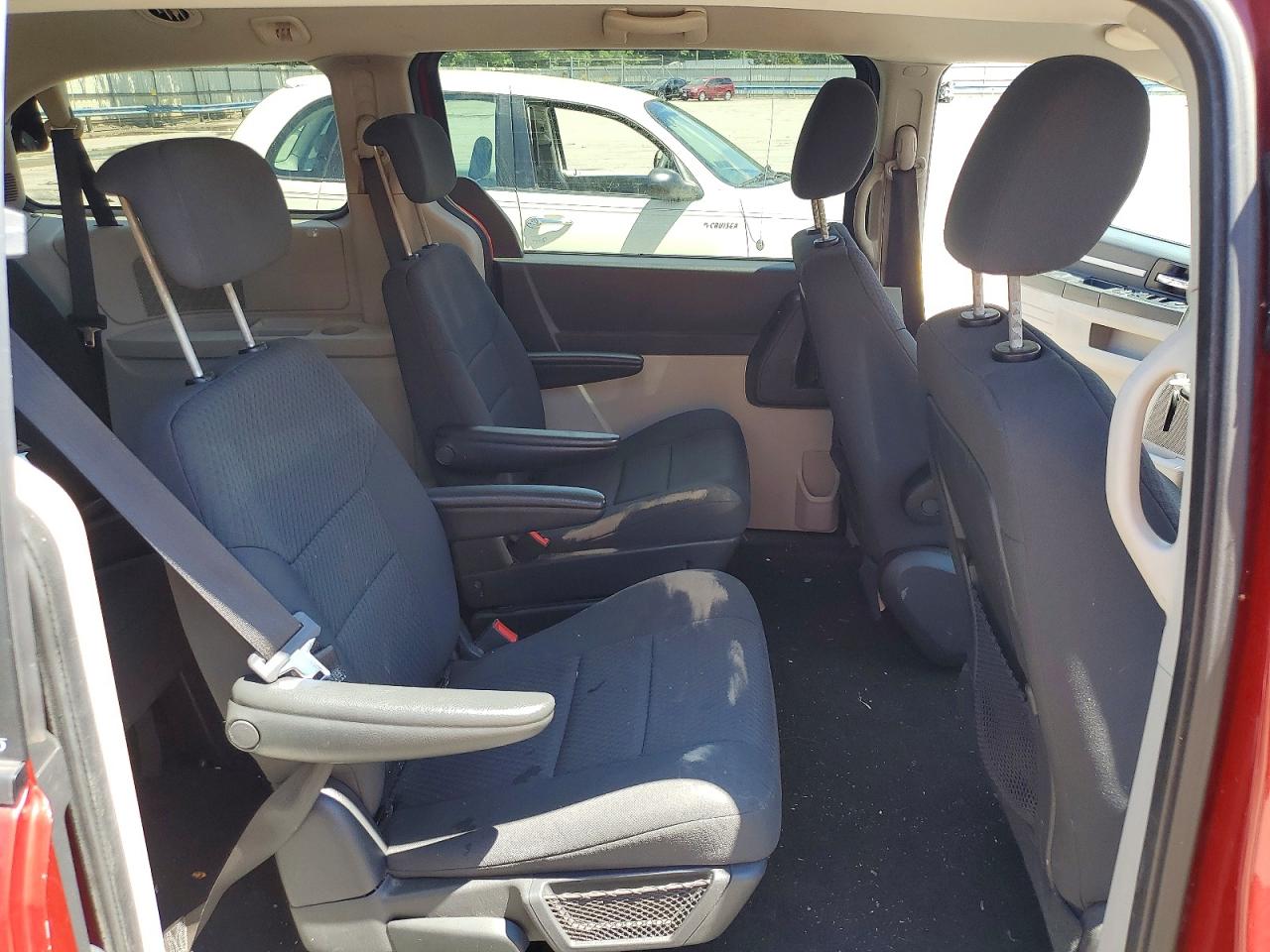 2010 Dodge Grand Caravan Se Red vin: 2D4RN4DE9AR147627
