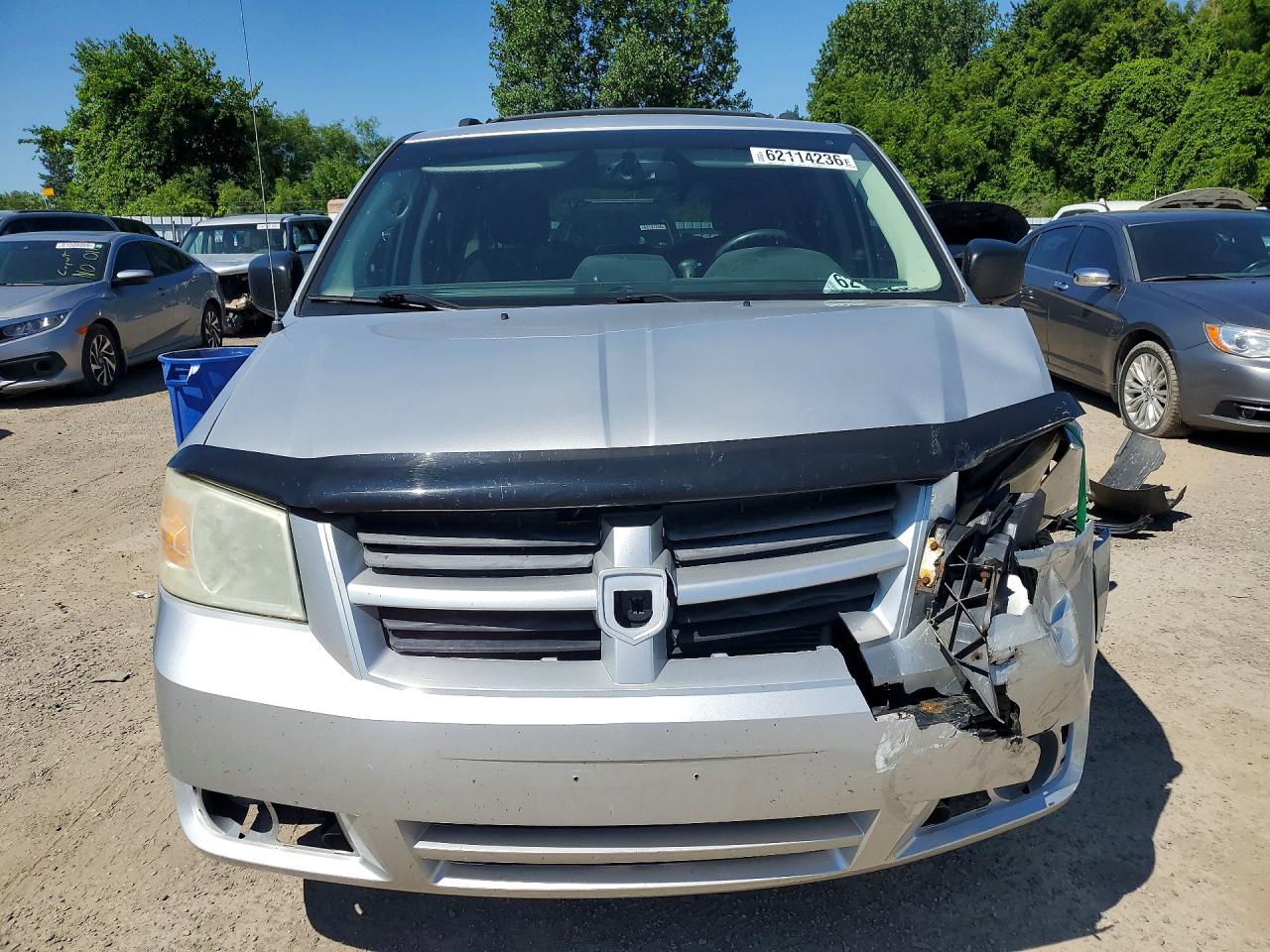 2010 Dodge Grand Caravan Se Silver vin: 2D4RN4DE9AR166890