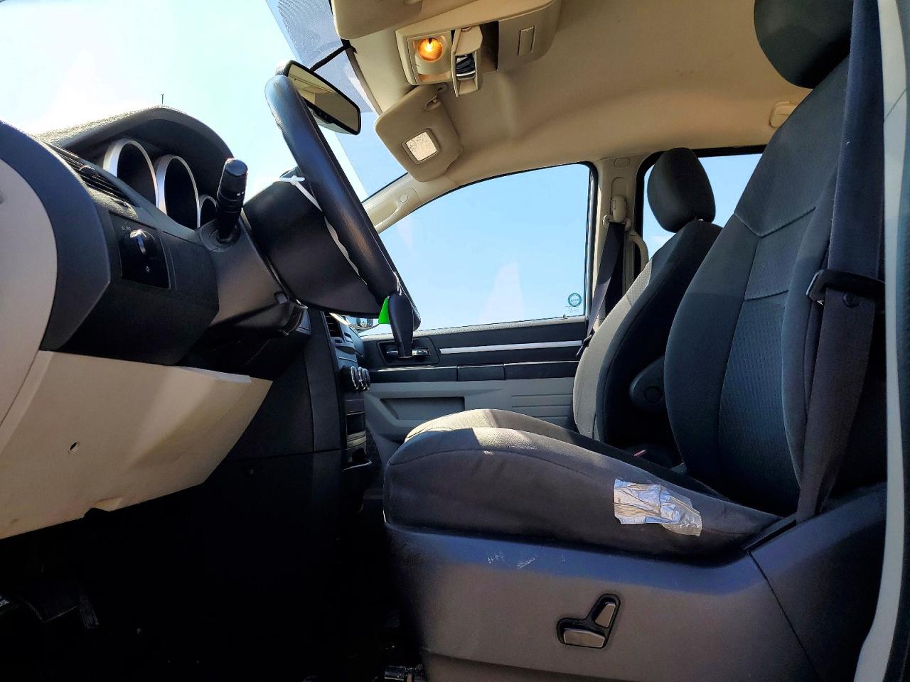 2010 Dodge Grand Caravan Se Silver vin: 2D4RN4DE9AR166890