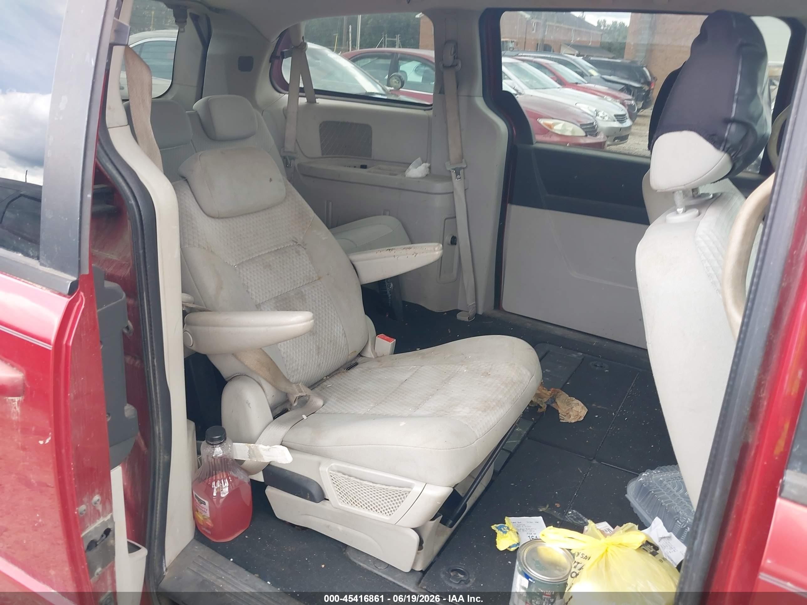 2010 Dodge Grand Caravan Se Red vin: 2D4RN4DE9AR189361