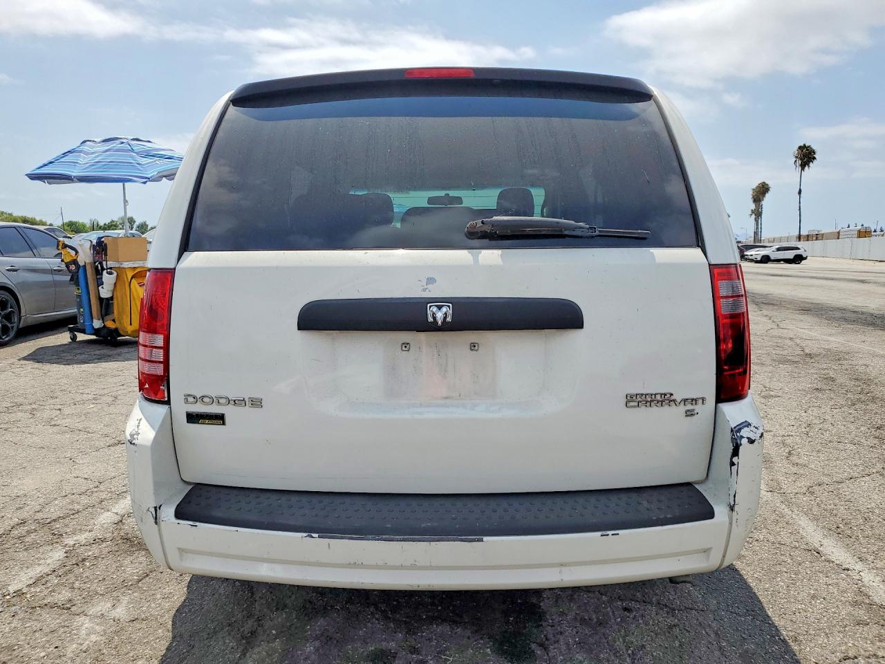 2010 Dodge Grand Caravan Se White vin: 2D4RN4DE9AR207292