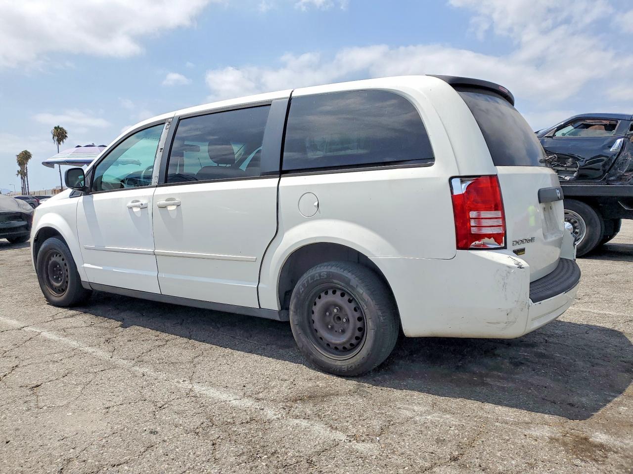 2010 Dodge Grand Caravan Se White vin: 2D4RN4DE9AR207292