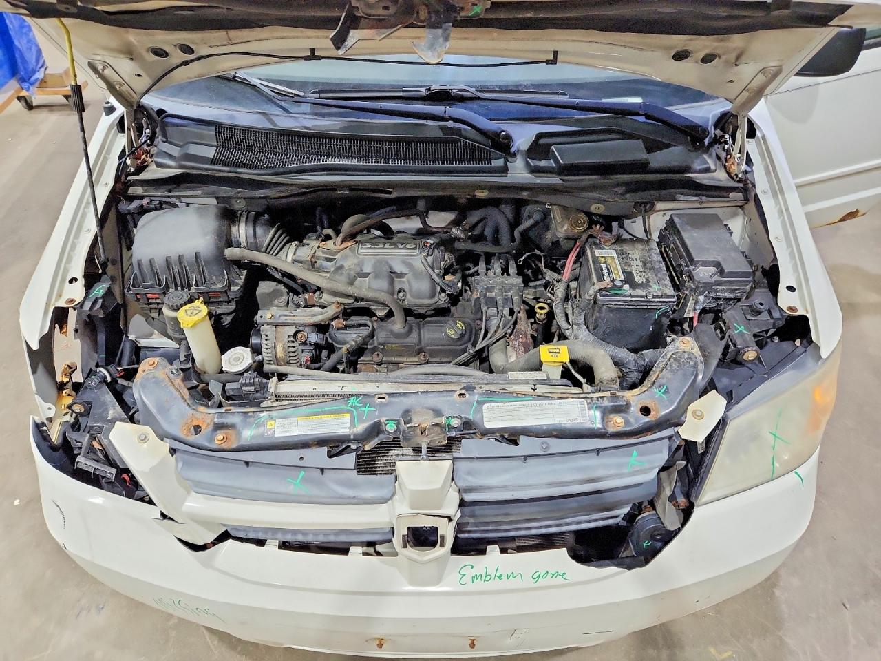 2010 Dodge Grand Caravan Se Белый vin: 2D4RN4DE9AR297138