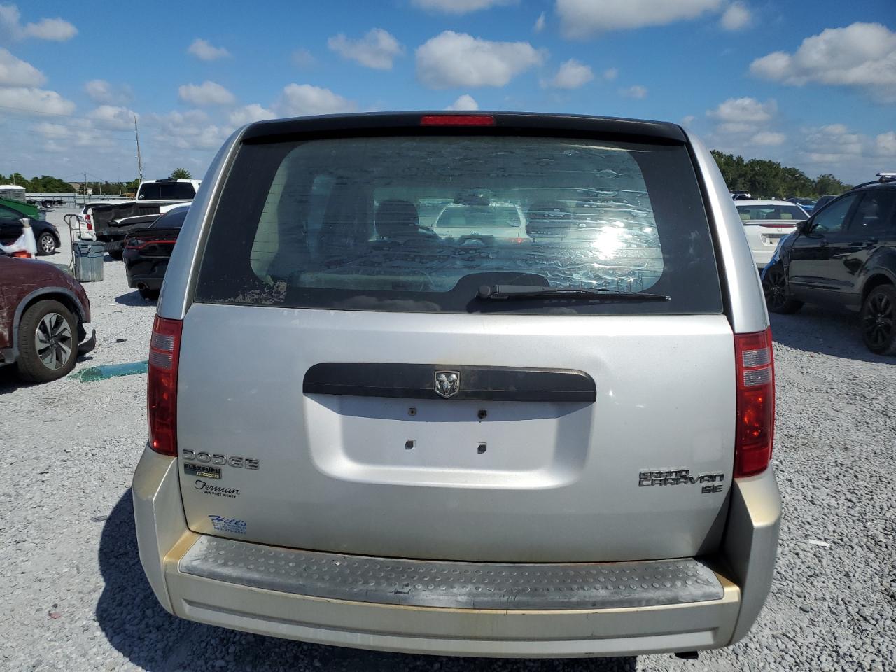 2010 Dodge Grand Caravan Se Silver vin: 2D4RN4DE9AR423773