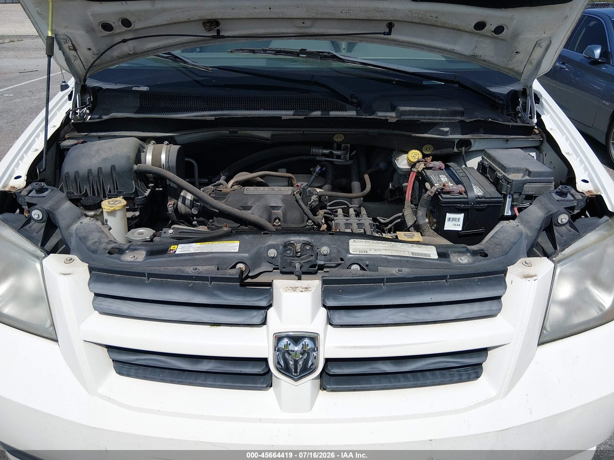 2010 Dodge Grand Caravan Se White vin: 2D4RN4DE9AR445370