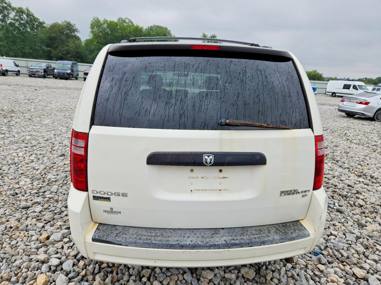 2010 Dodge Grand Caravan Se White vin: 2D4RN4DEXAR134725