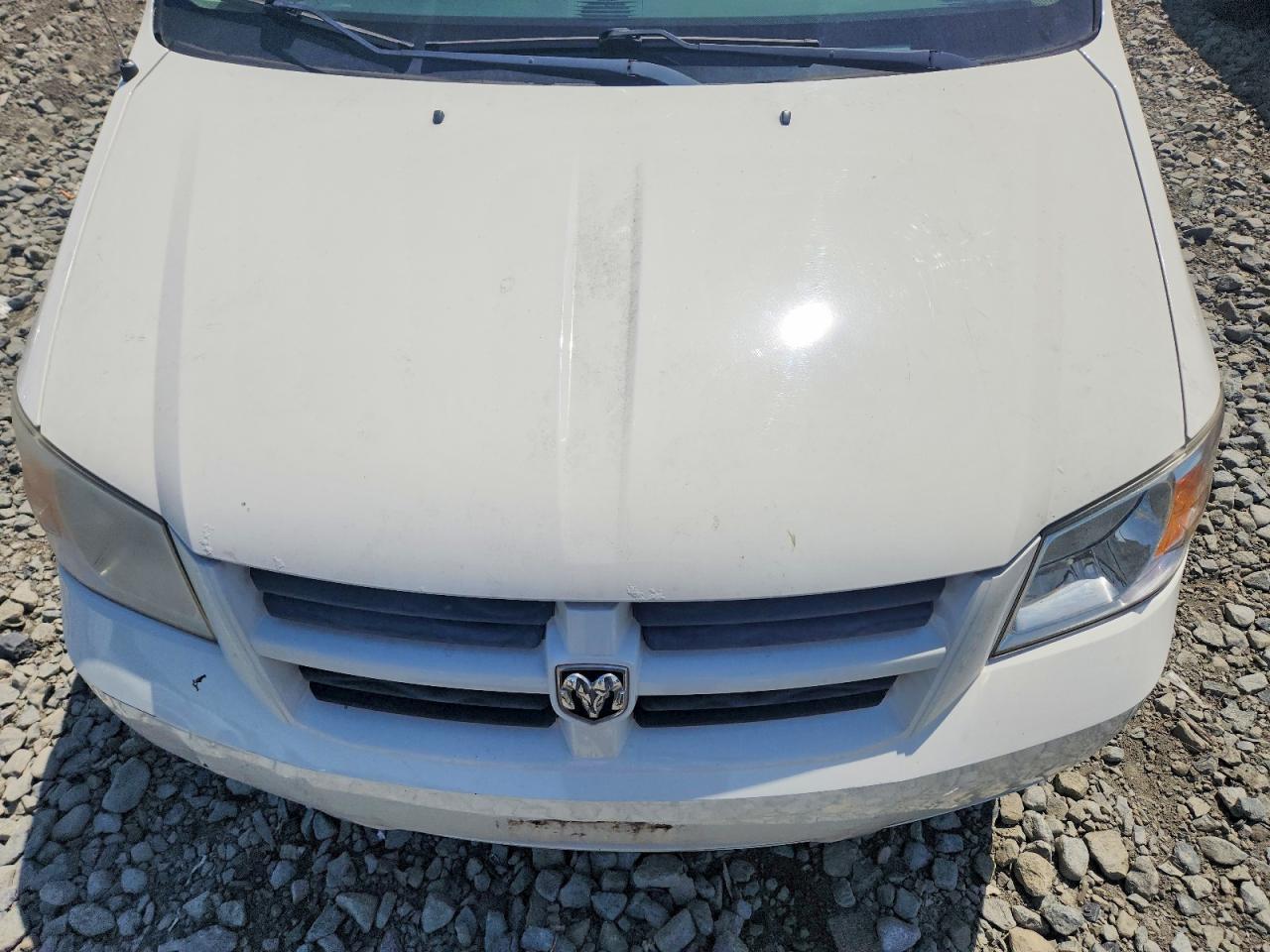 2010 Dodge Grand Caravan Se White vin: 2D4RN4DEXAR265668