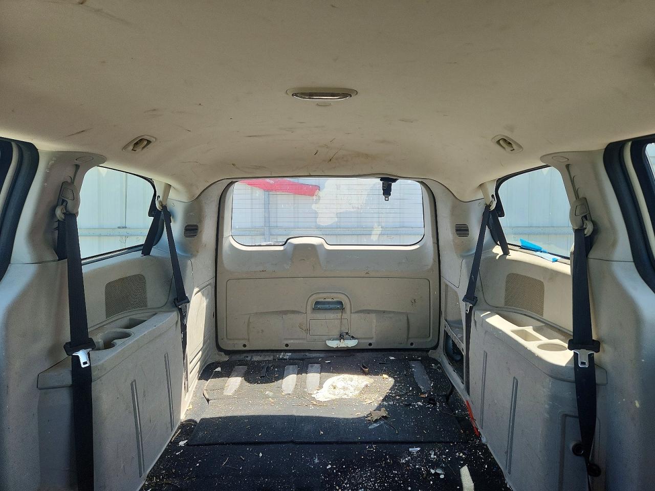 2010 Dodge Grand Caravan Se White vin: 2D4RN4DEXAR265668