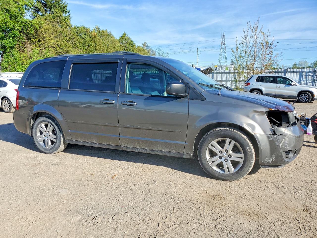 2010 Dodge Grand Caravan Se Gray vin: 2D4RN4DEXAR274452