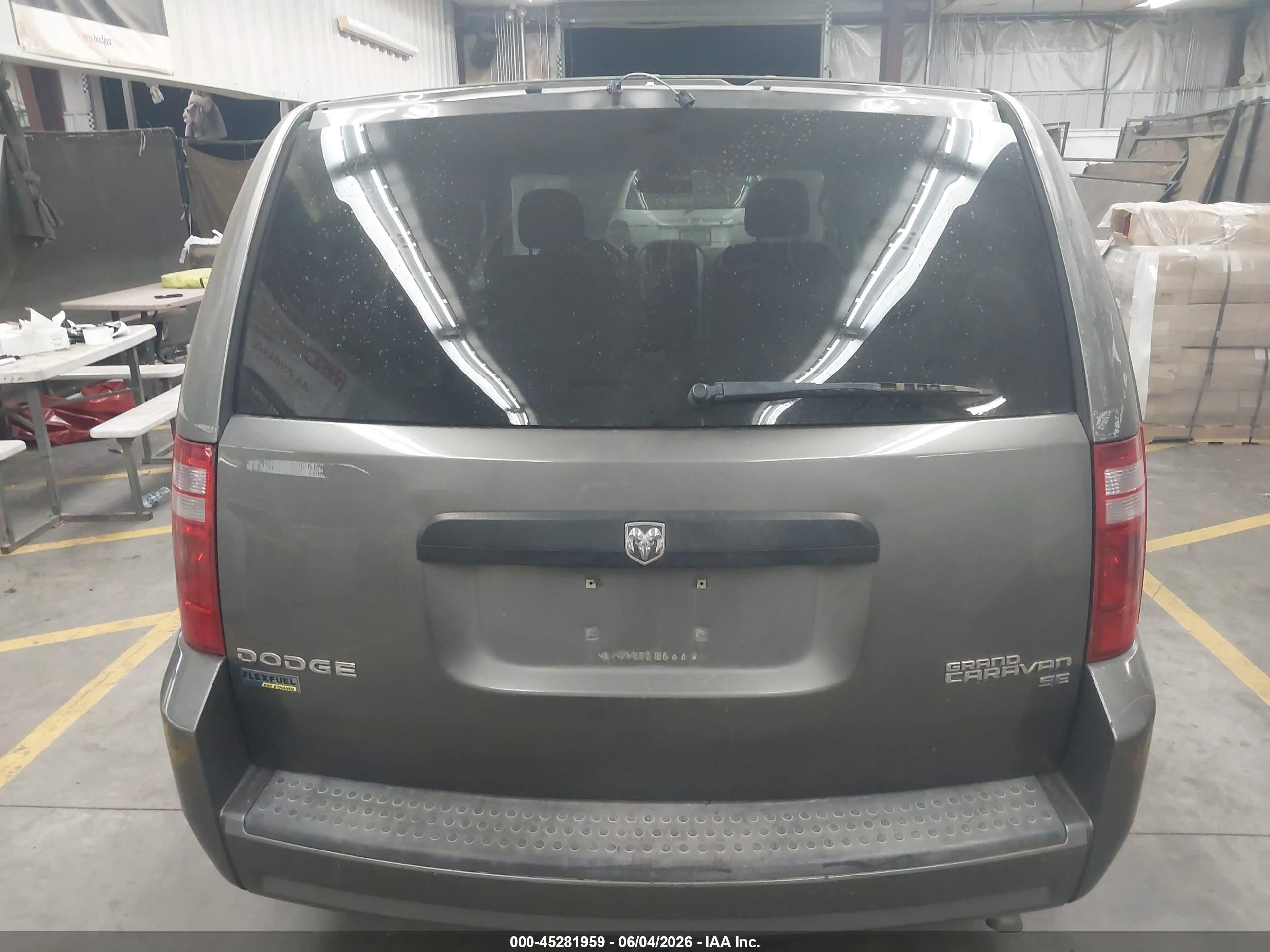 2010 Dodge Grand Caravan Se Gray vin: 2D4RN4DEXAR335279