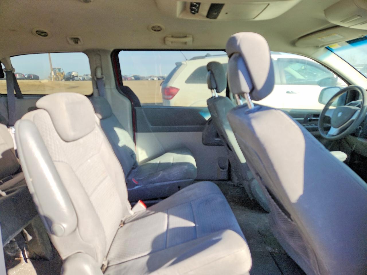 2010 Dodge Grand Caravan Se Red vin: 2D4RN4DEXAR341275