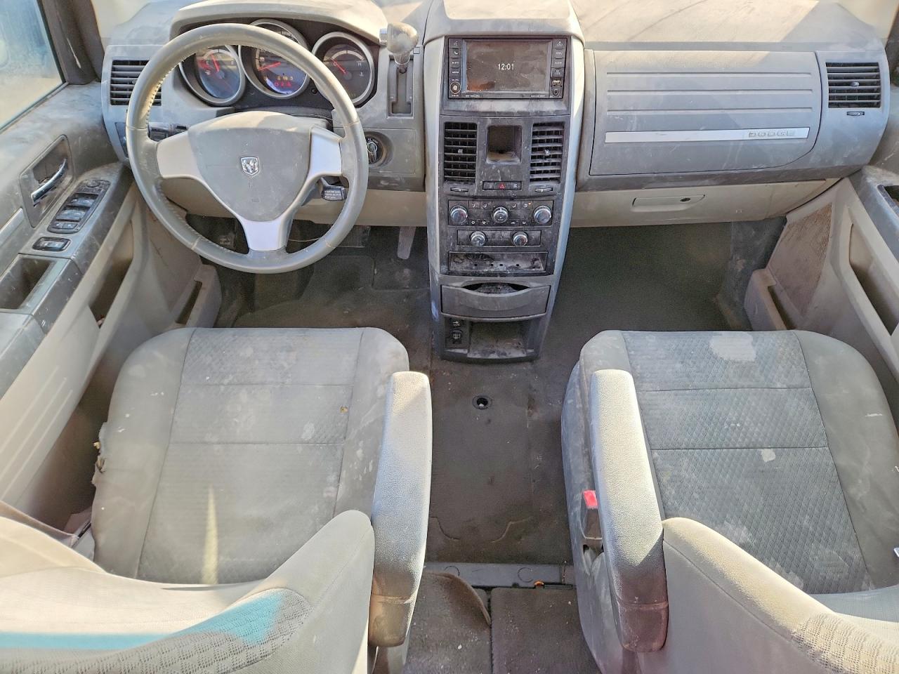 2010 Dodge Grand Caravan Se Red vin: 2D4RN4DEXAR341275