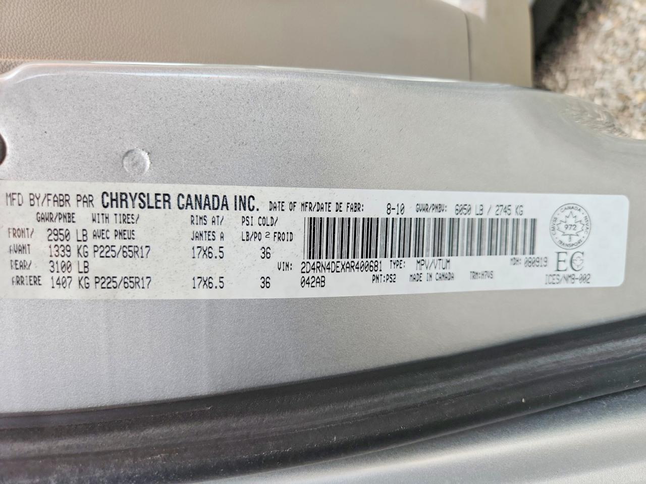 2010 Dodge Grand Caravan Se Silver vin: 2D4RN4DEXAR400681