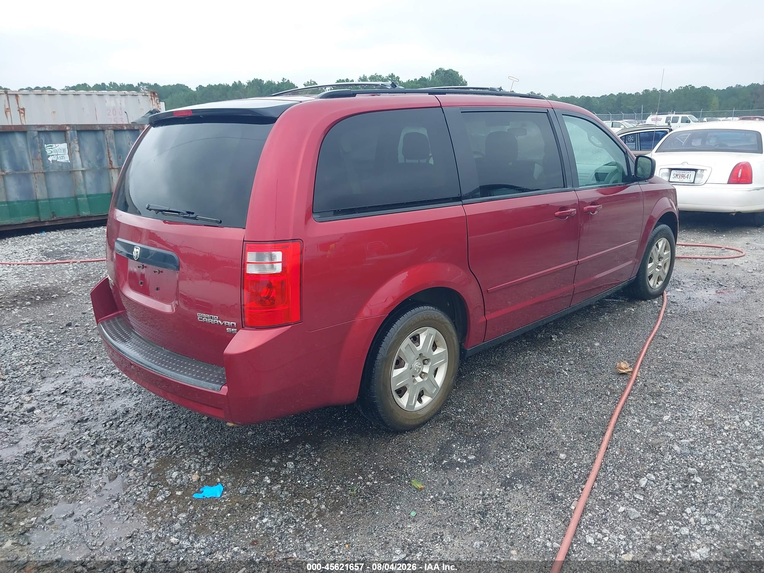 2010 Dodge Grand Caravan Se Red vin: 2D4RN4DEXAR417710