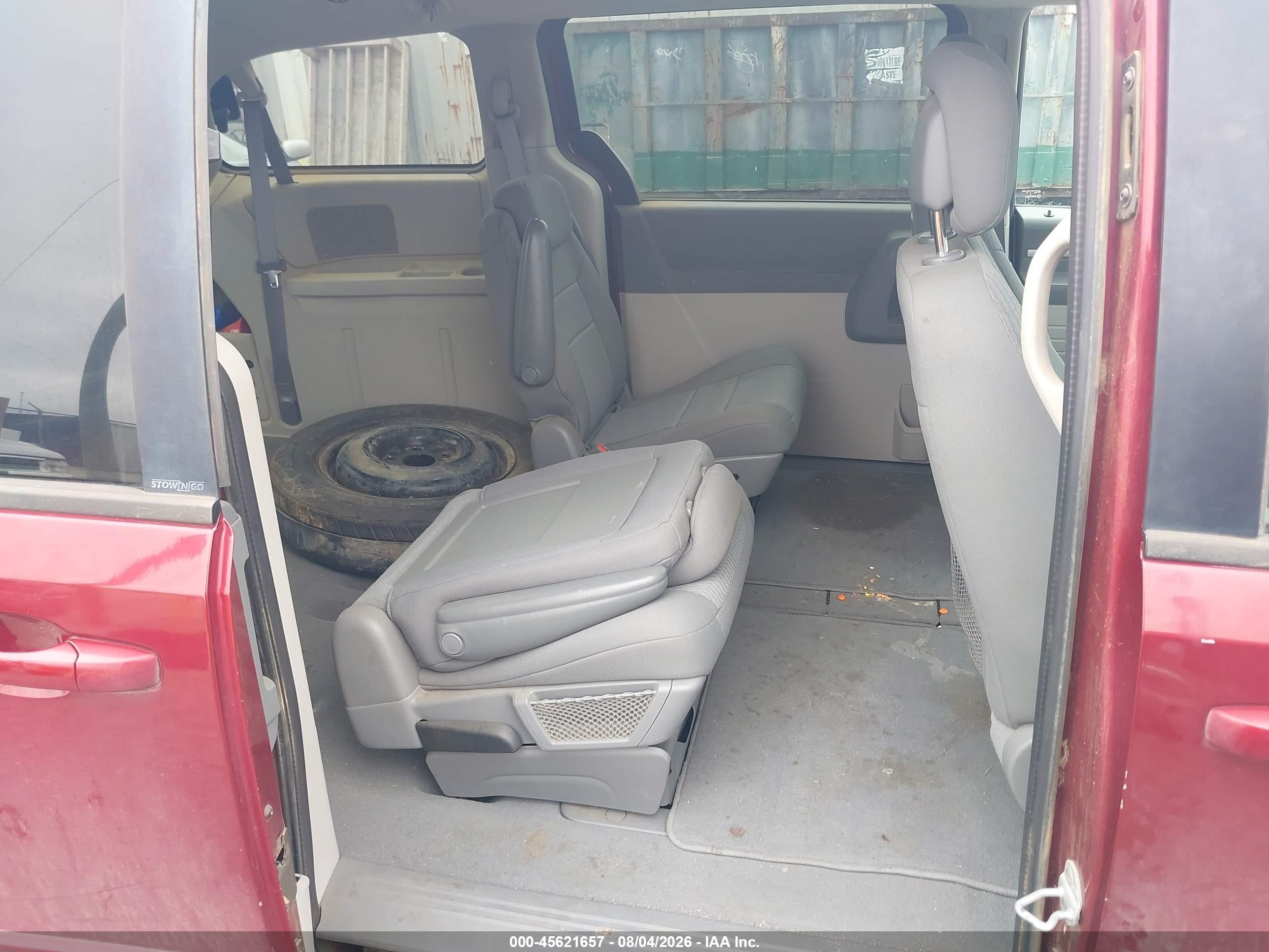 2010 Dodge Grand Caravan Se Red vin: 2D4RN4DEXAR417710