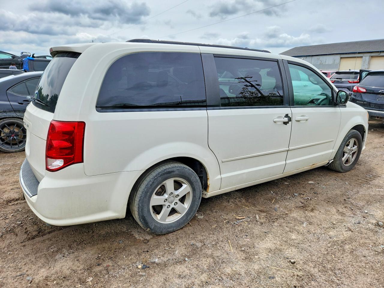 2011 Dodge Grand Caravan Express White vin: 2D4RN4DG0BR662986