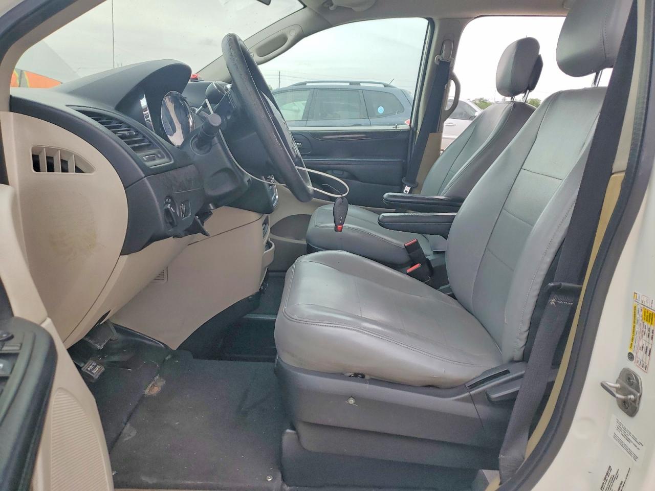 2011 Dodge Grand Caravan Express White vin: 2D4RN4DG0BR770038