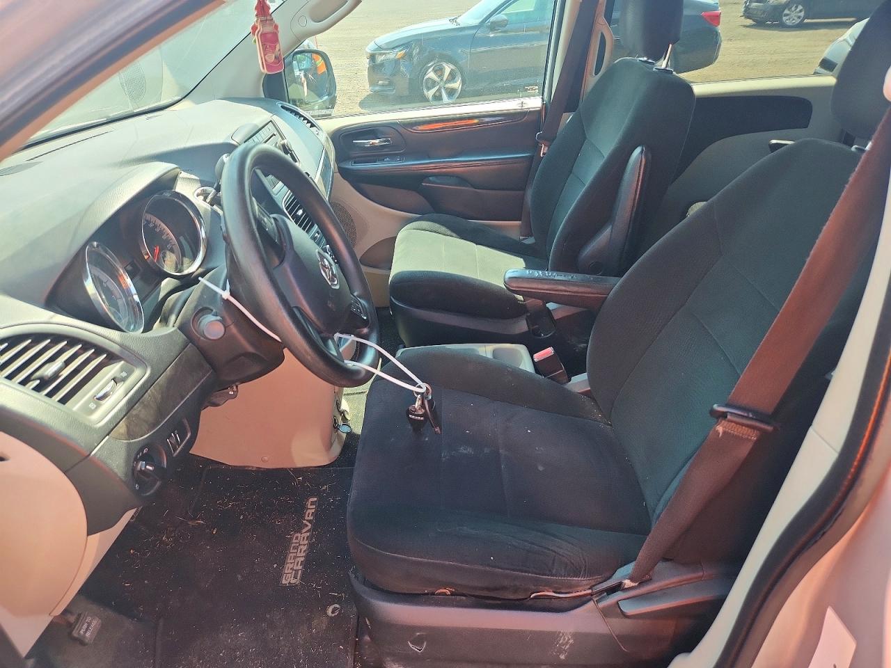 2011 Dodge Grand Caravan Express Gray vin: 2D4RN4DG0BR792668