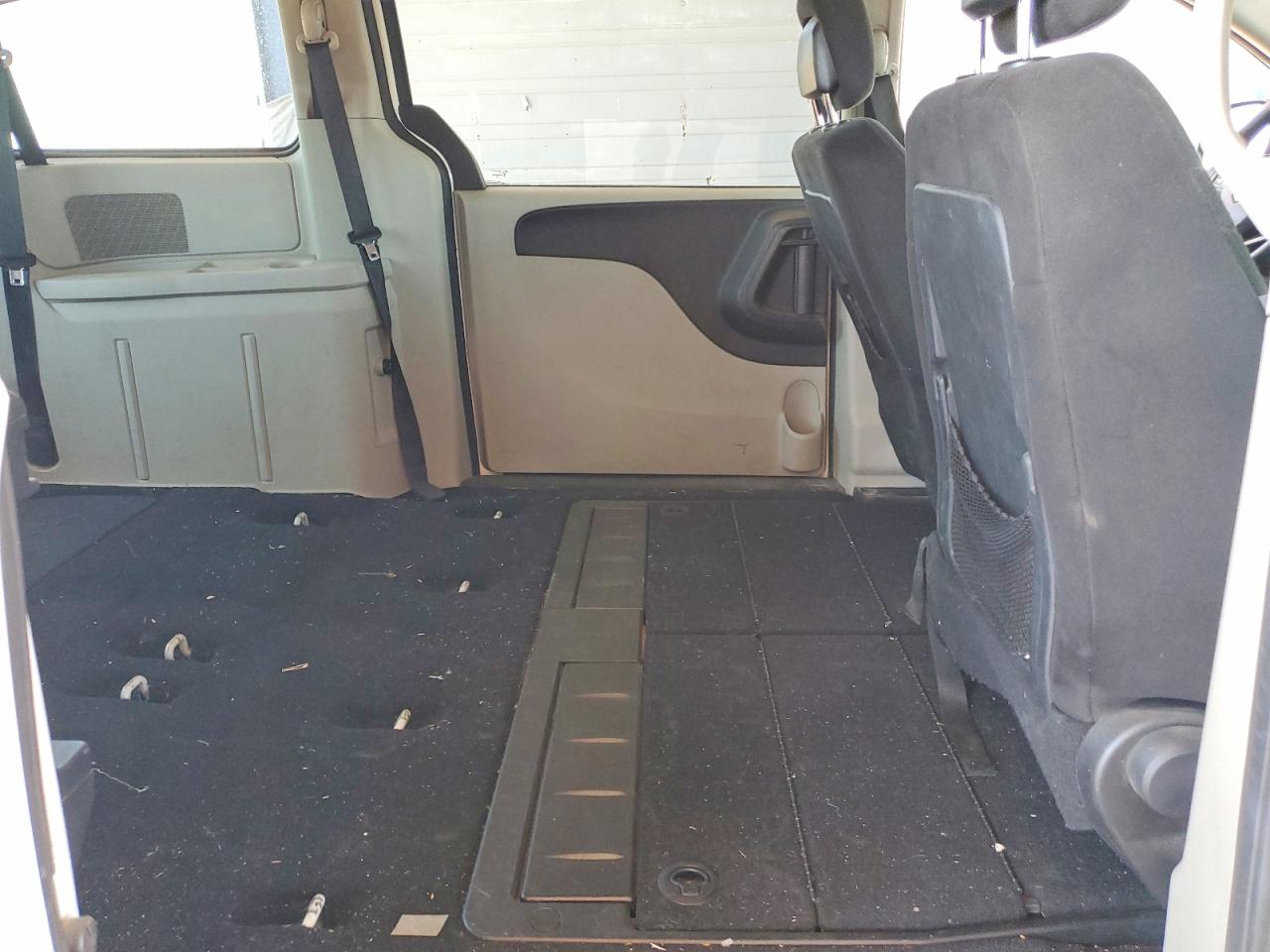 2011 Dodge Grand Caravan Express White vin: 2D4RN4DG0BR796056