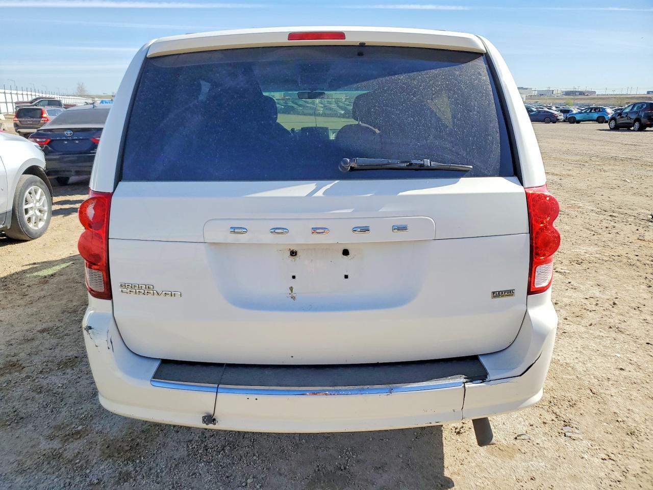 2011 Dodge Grand Caravan Express White vin: 2D4RN4DG1BR651933