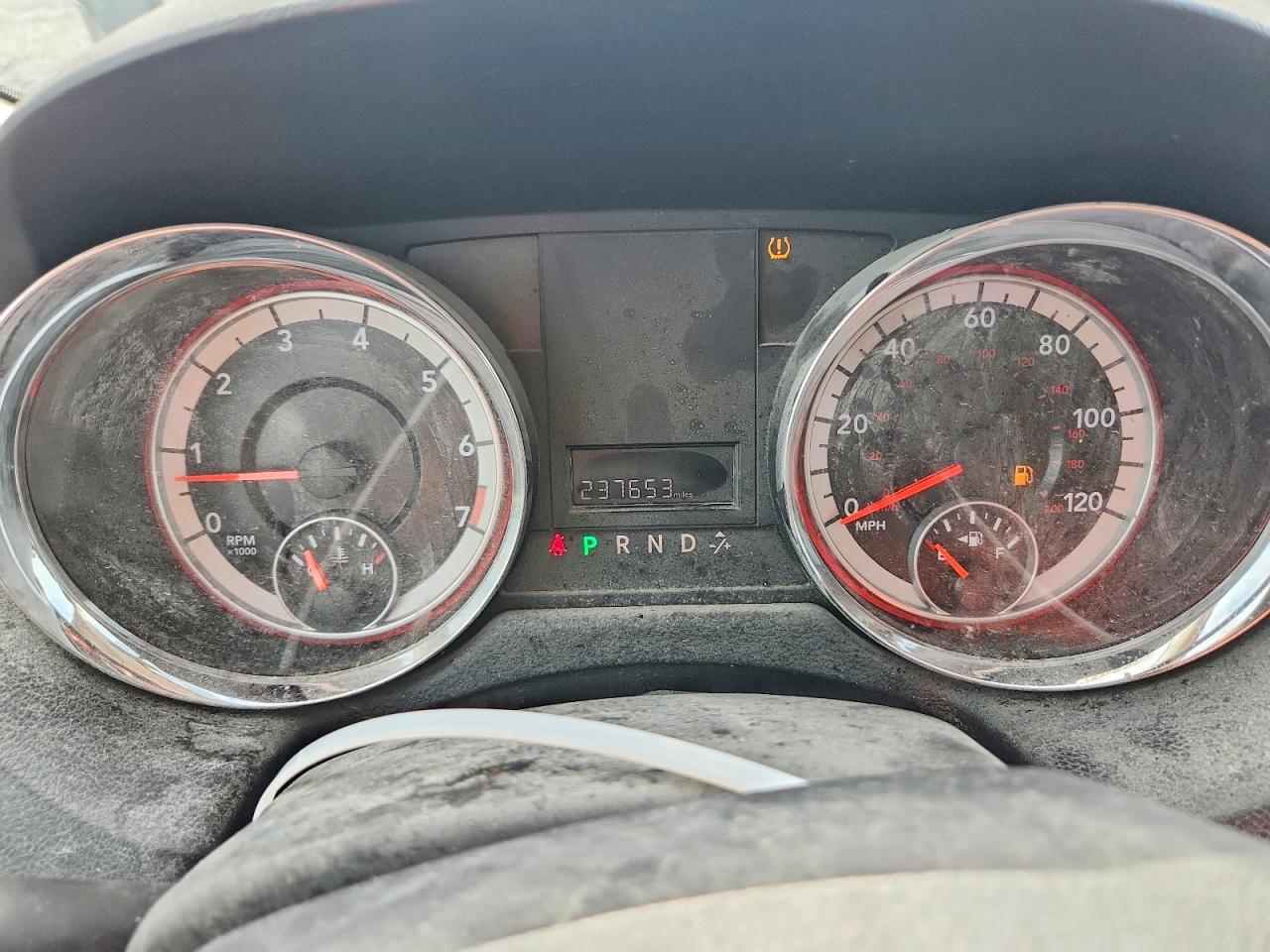 2011 Dodge Grand Caravan Express Orange vin: 2D4RN4DG1BR697374