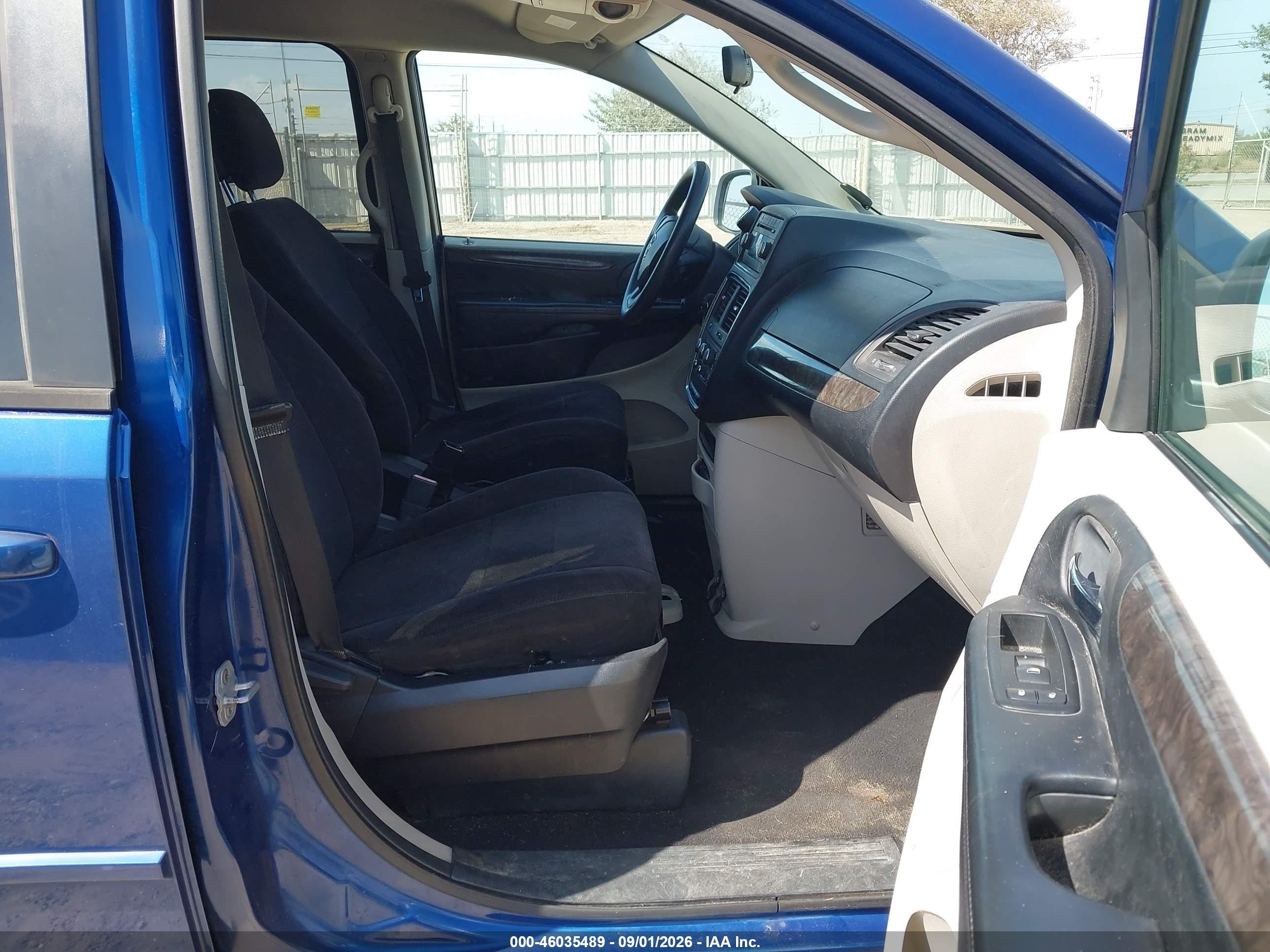 2011 Dodge Grand Caravan Express Dark Blue vin: 2D4RN4DG3BR724381