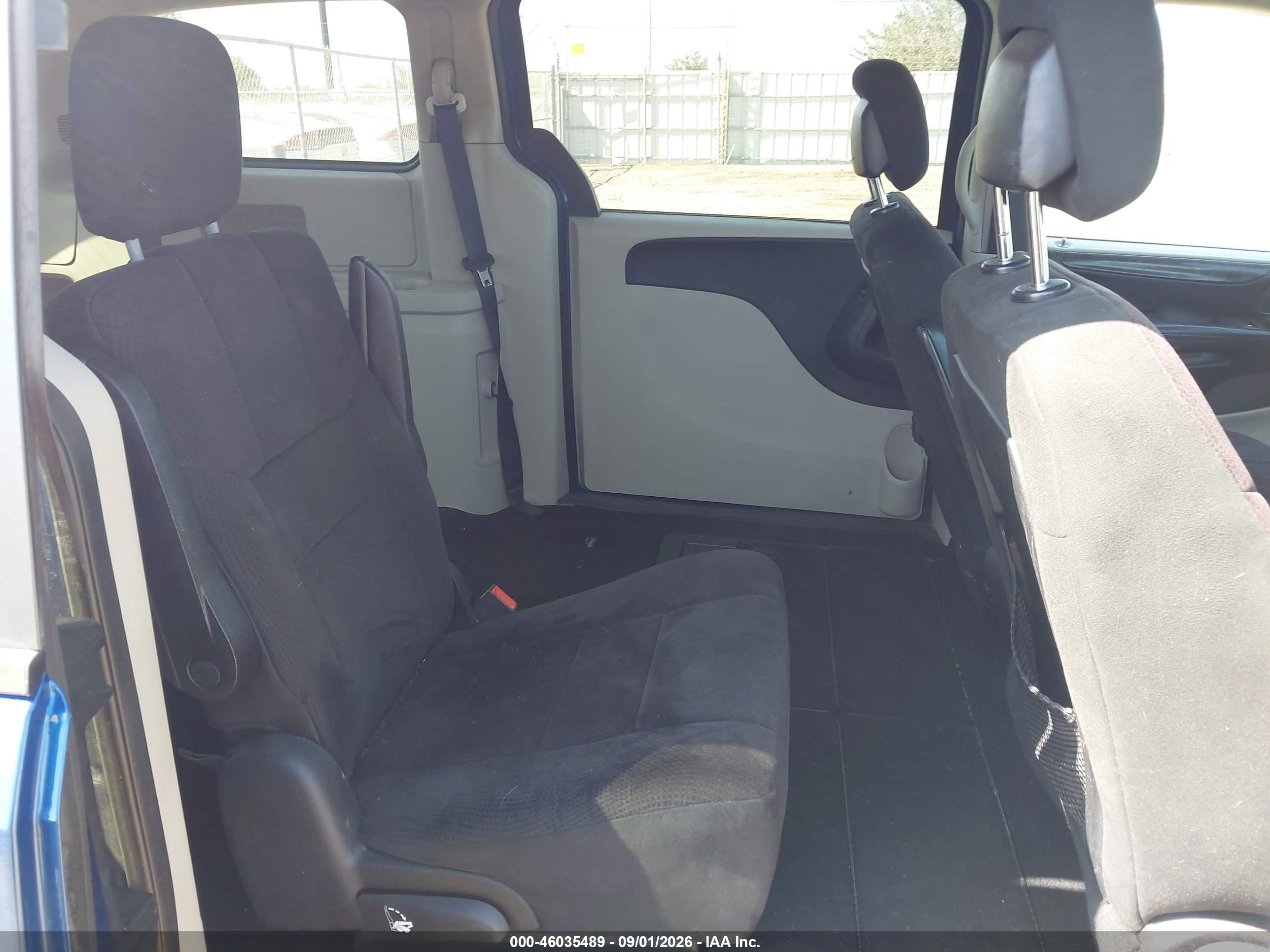 2011 Dodge Grand Caravan Express Dark Blue vin: 2D4RN4DG3BR724381