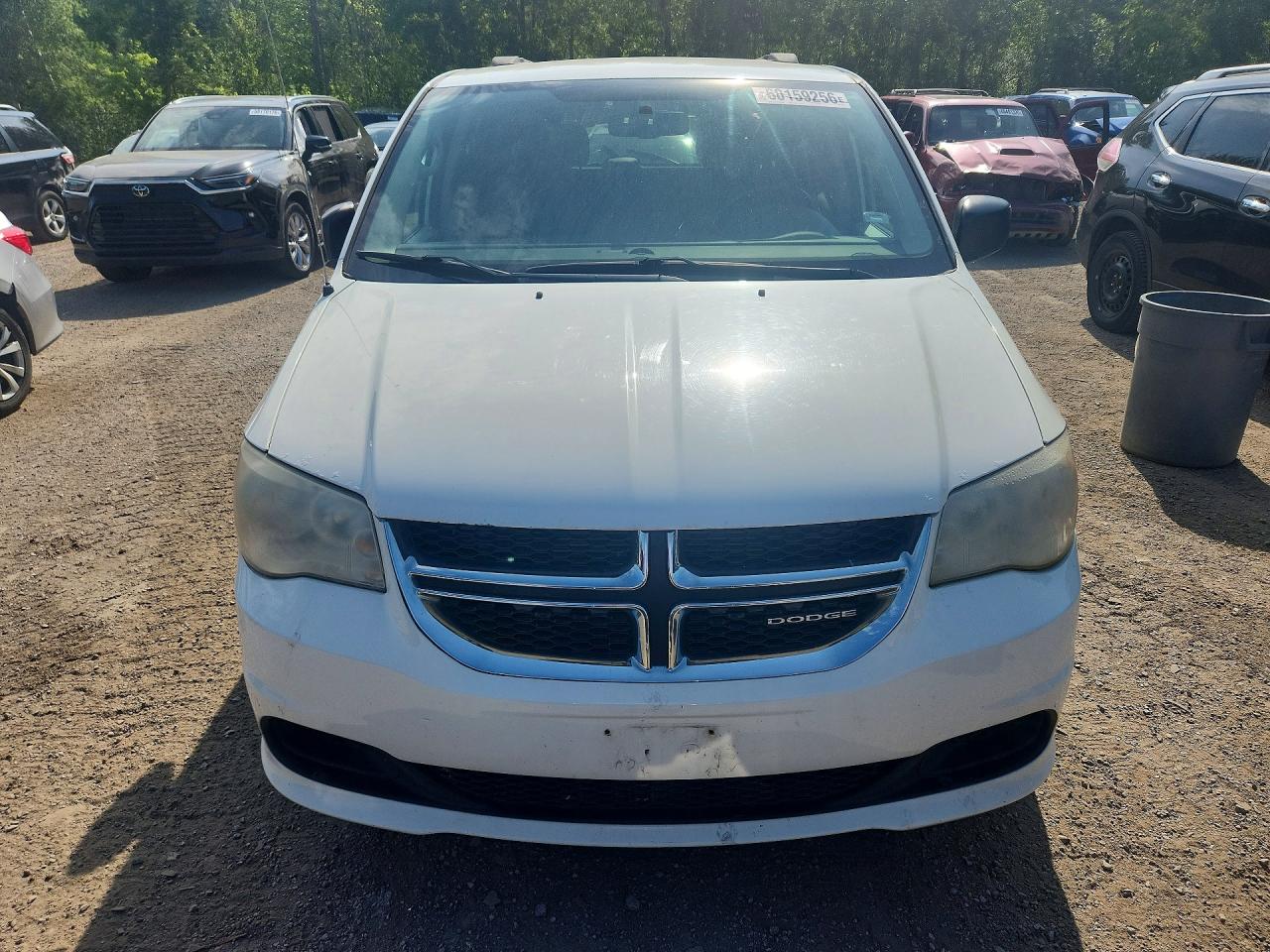 2011 Dodge Grand Caravan Express White vin: 2D4RN4DG4BR725555