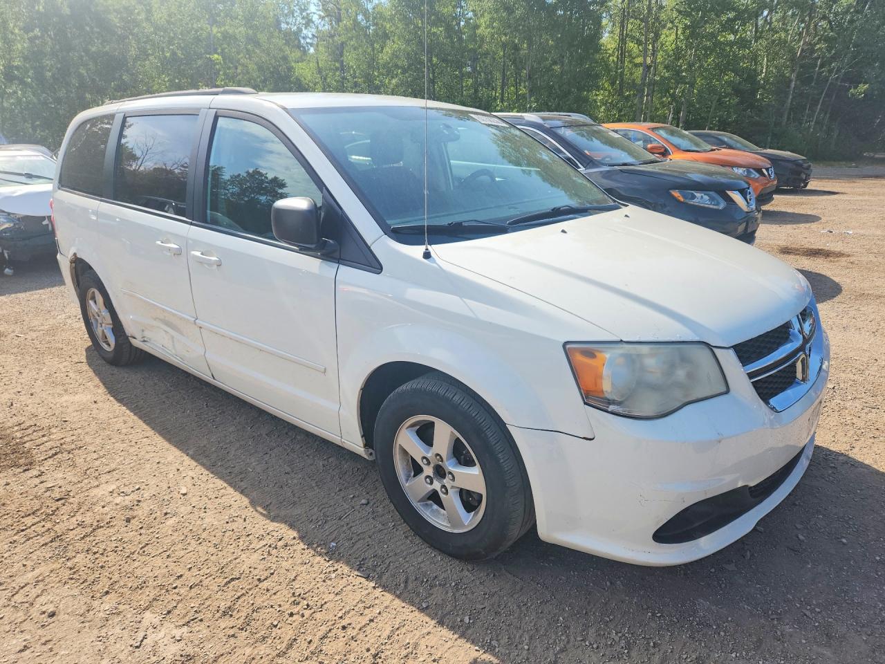 2011 Dodge Grand Caravan Express White vin: 2D4RN4DG4BR725555