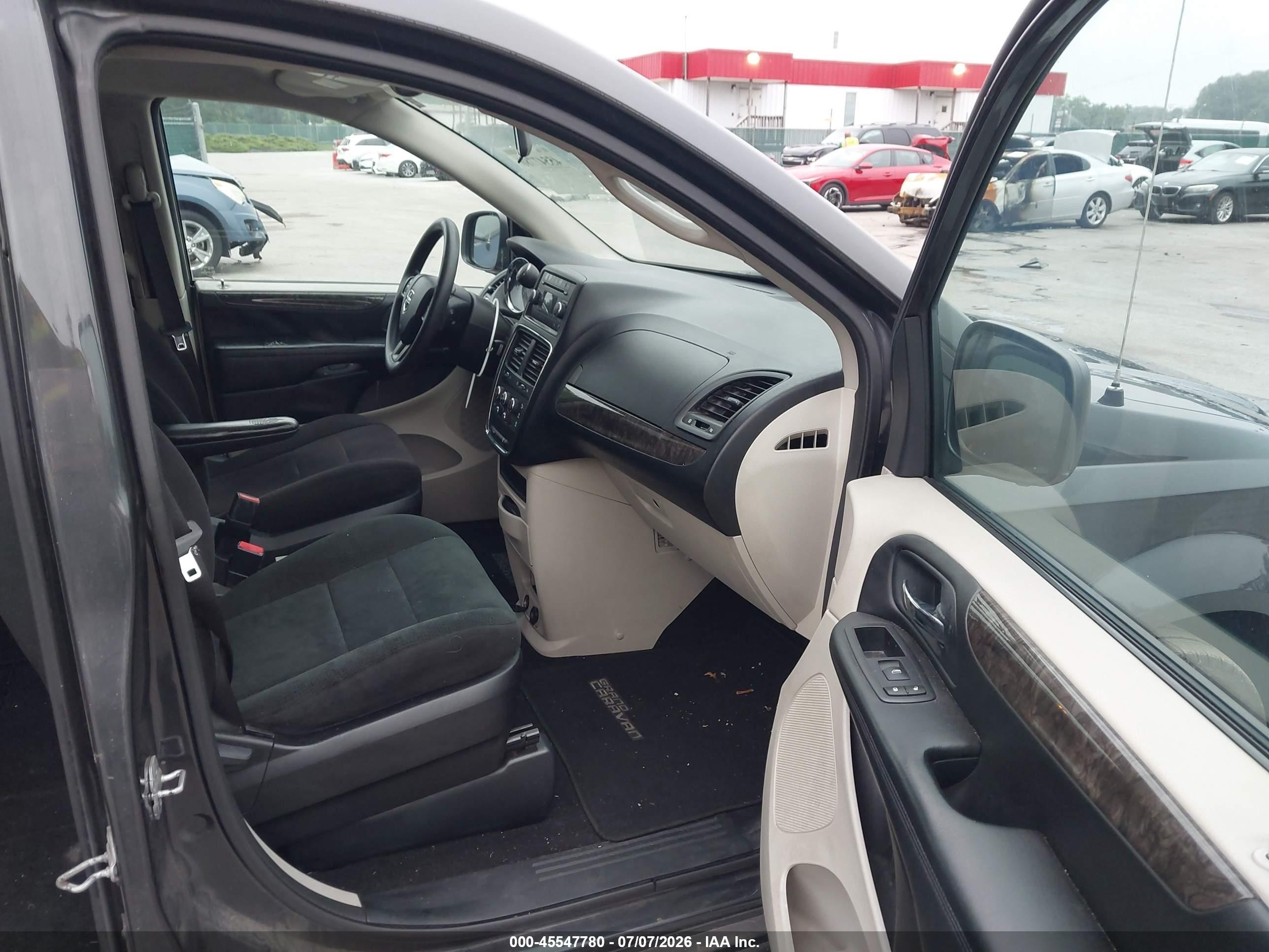 2011 Dodge Grand Caravan Express Gray vin: 2D4RN4DG4BR737124