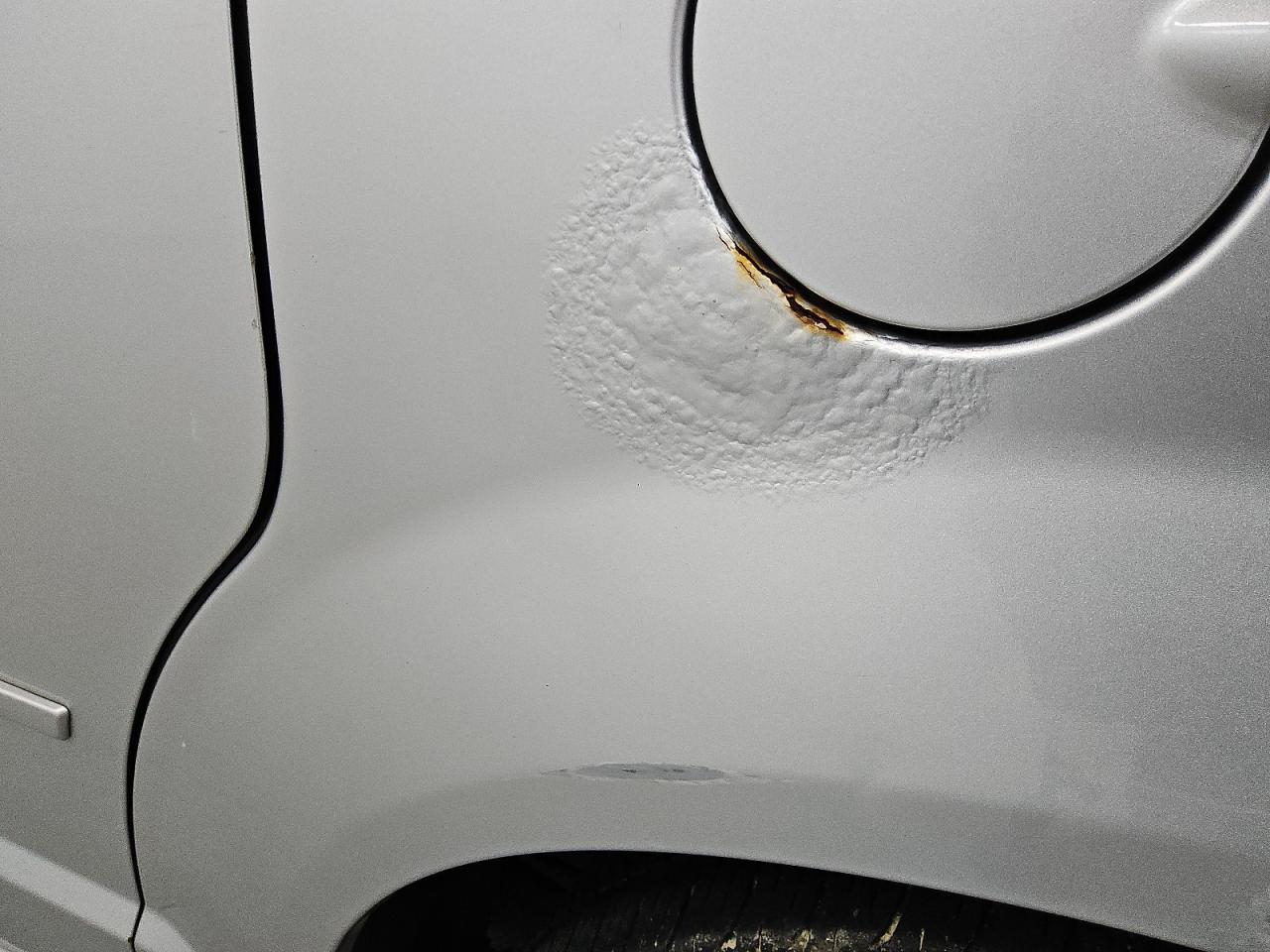 2011 Dodge Grand Caravan Express Silver vin: 2D4RN4DG5BR672459 Damage: Left Qtr Panel, Rust, > 12 Inches