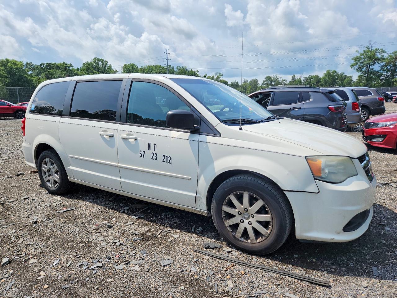2011 Dodge Grand Caravan Express White vin: 2D4RN4DG5BR731879
