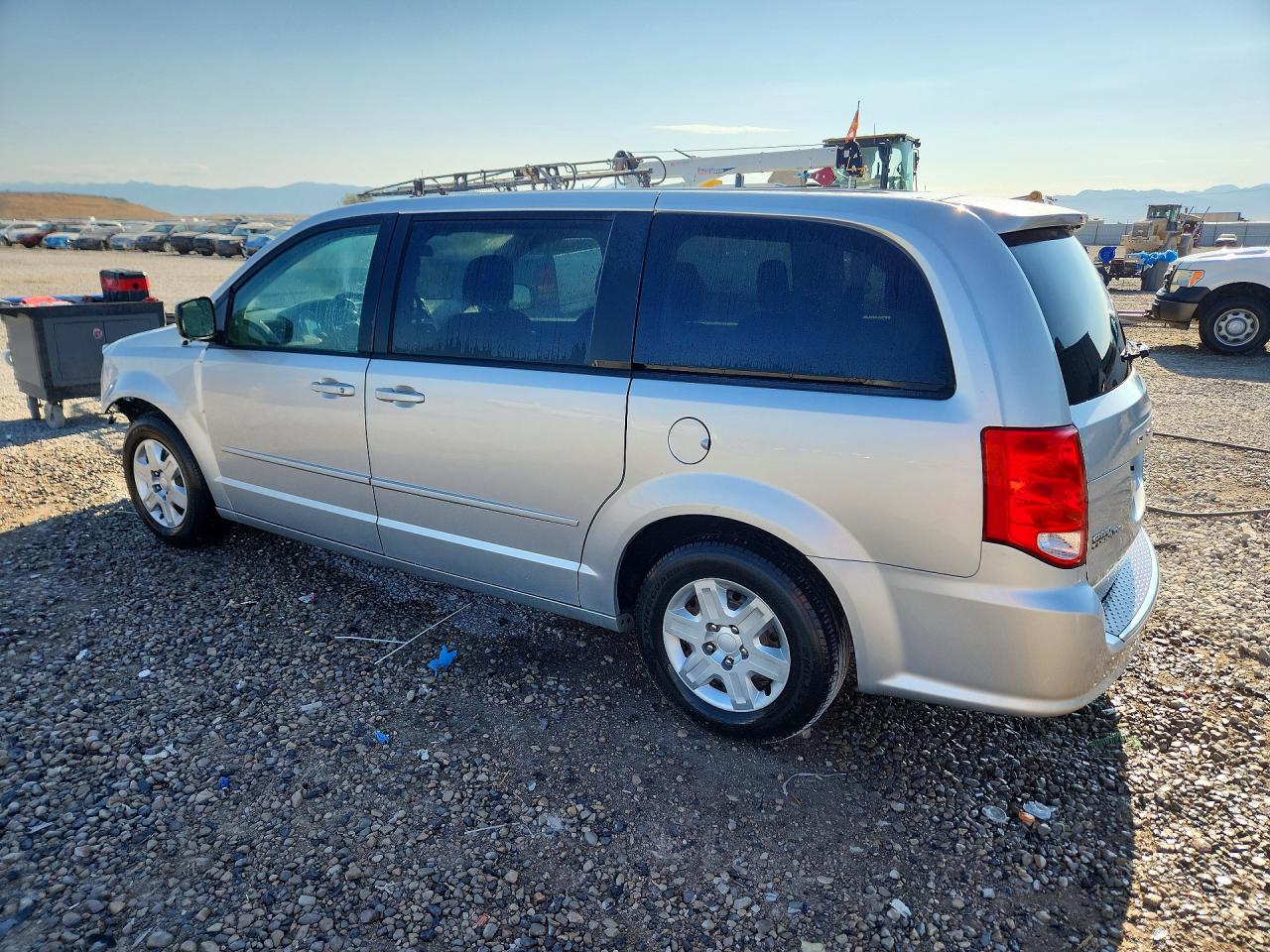 2011 Dodge Grand Caravan Express Silver vin: 2D4RN4DG5BR768995