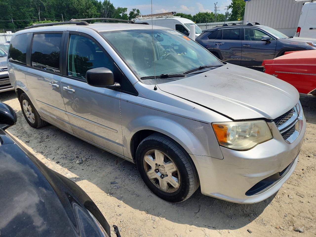 2011 Dodge Grand Caravan Express Silver vin: 2D4RN4DG6BR618815